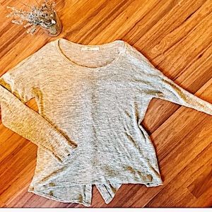 Hi-lo Gibson Sweater Button down the Back