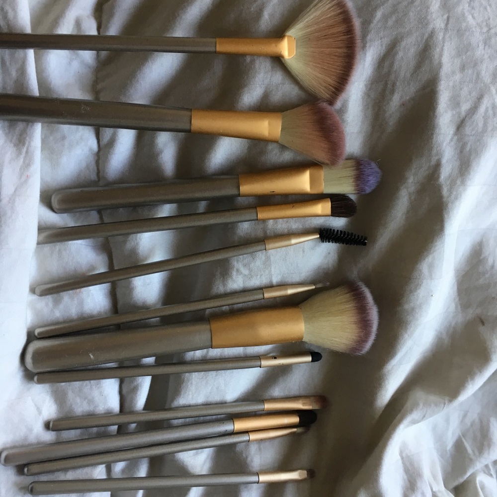 Makeup Brushes