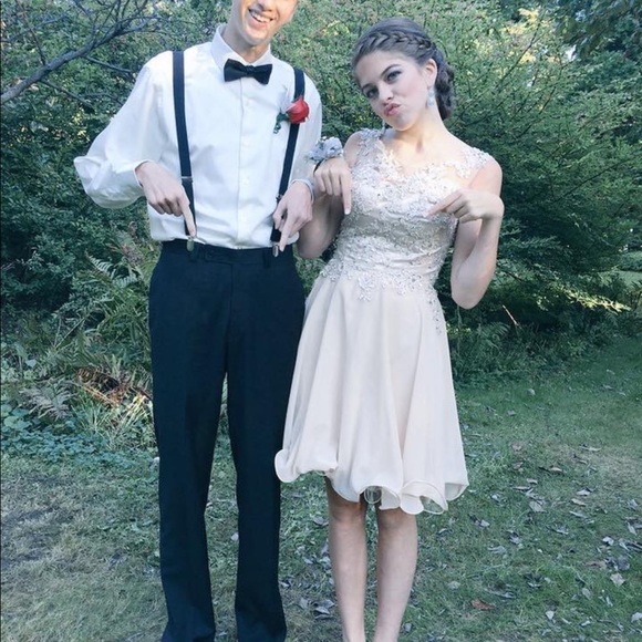 Homecoming / Short Dress - Picture 4 of 4