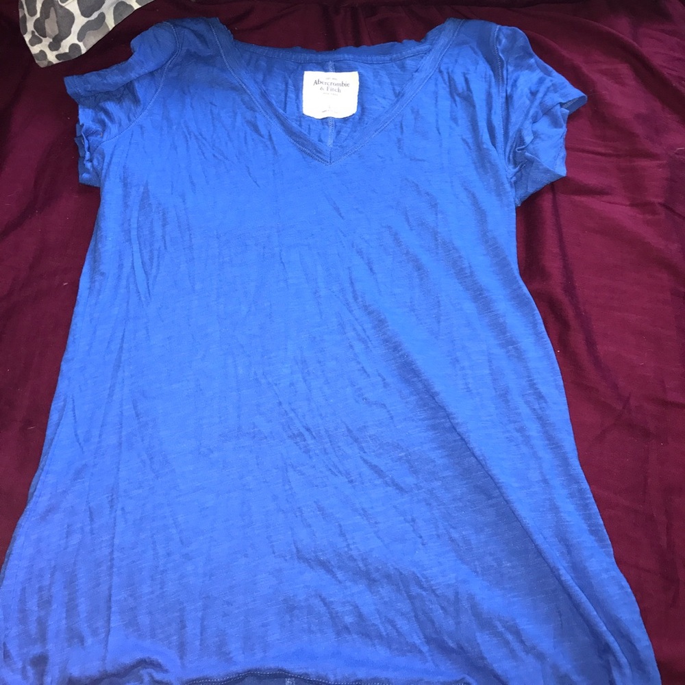 Blue tee shirt