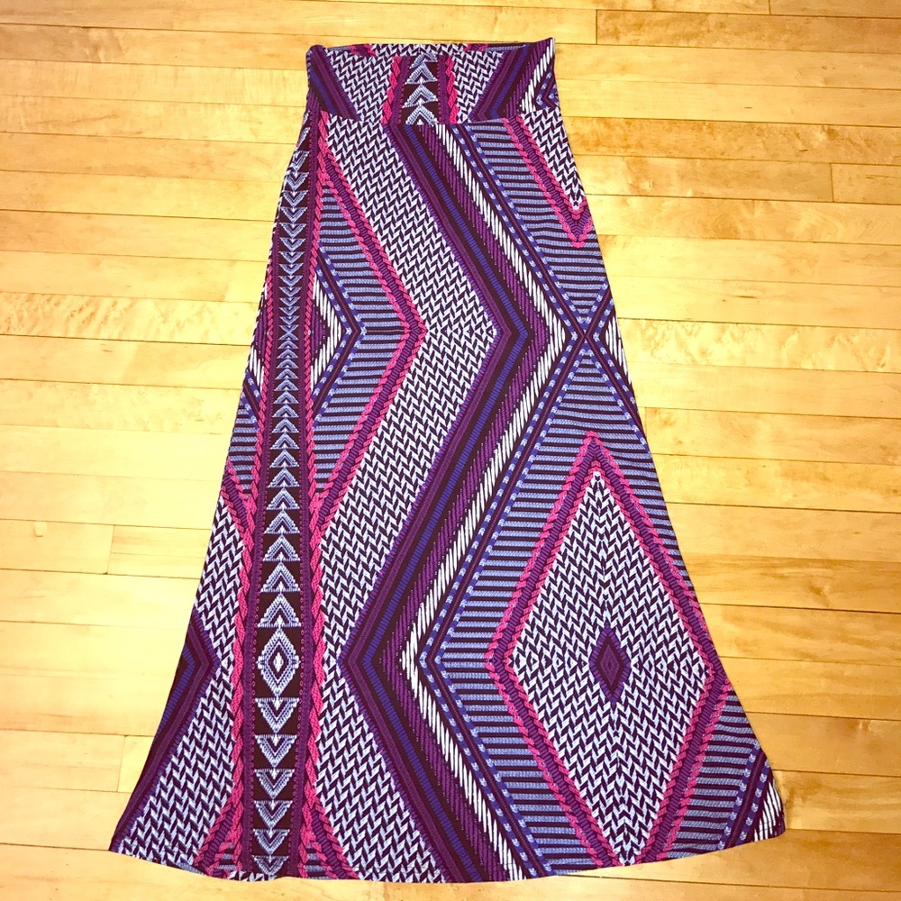 Maxi stretch skirt