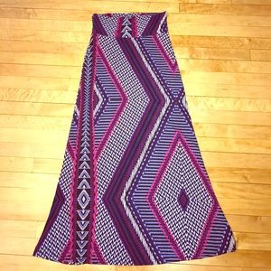 Maxi stretch skirt