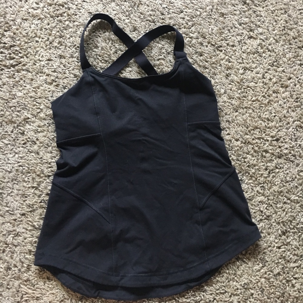 Lululemon black workout top