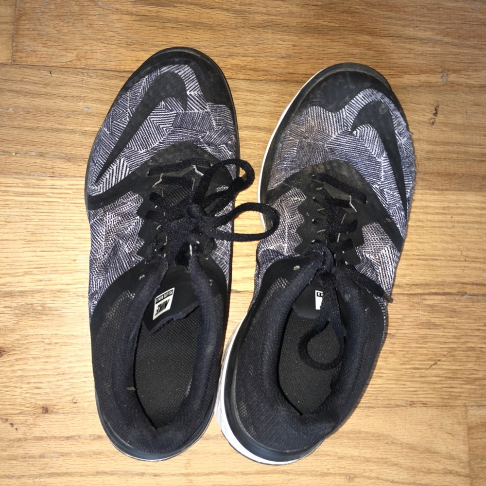 NIKE women's running sneakers