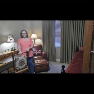 Meet your Posher, Tana