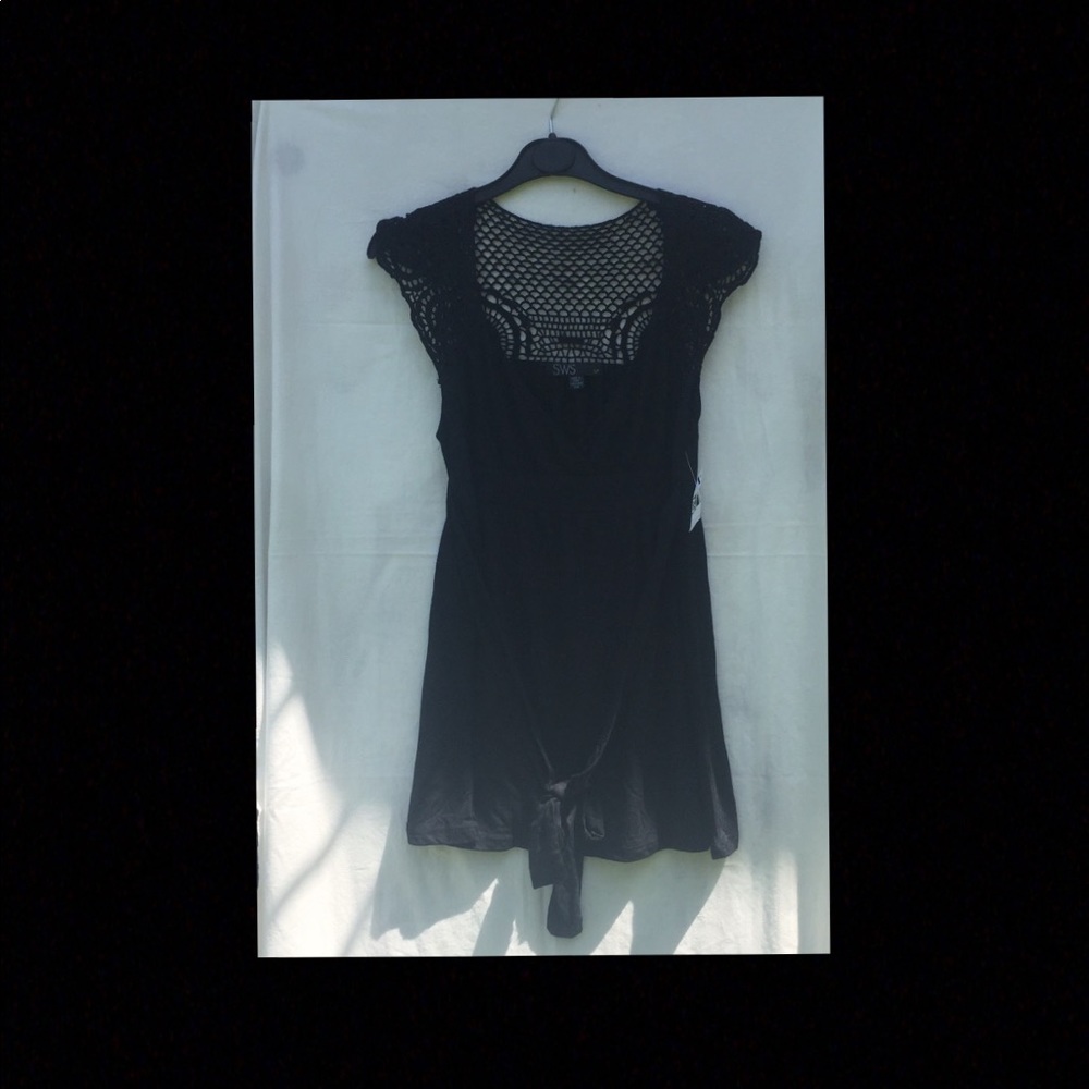 Black crochet top