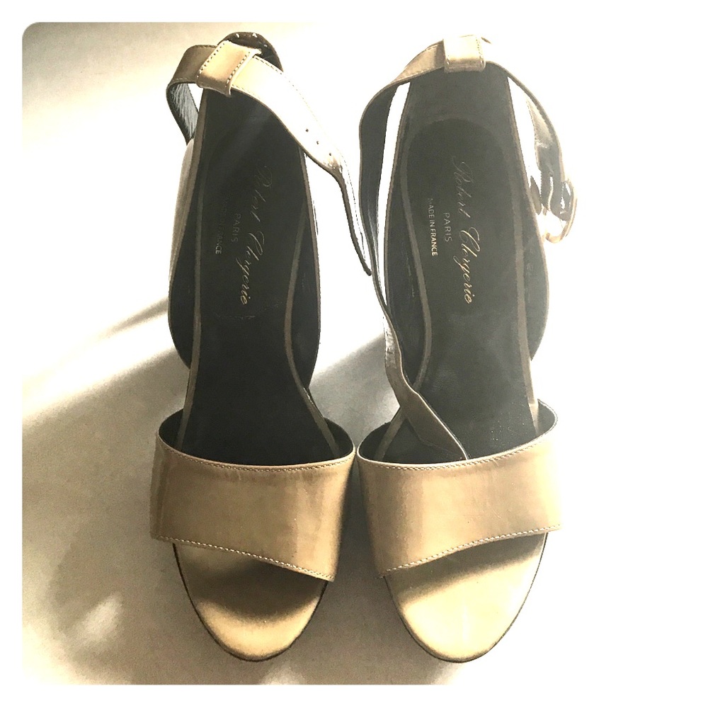Robert Clergerie wedge