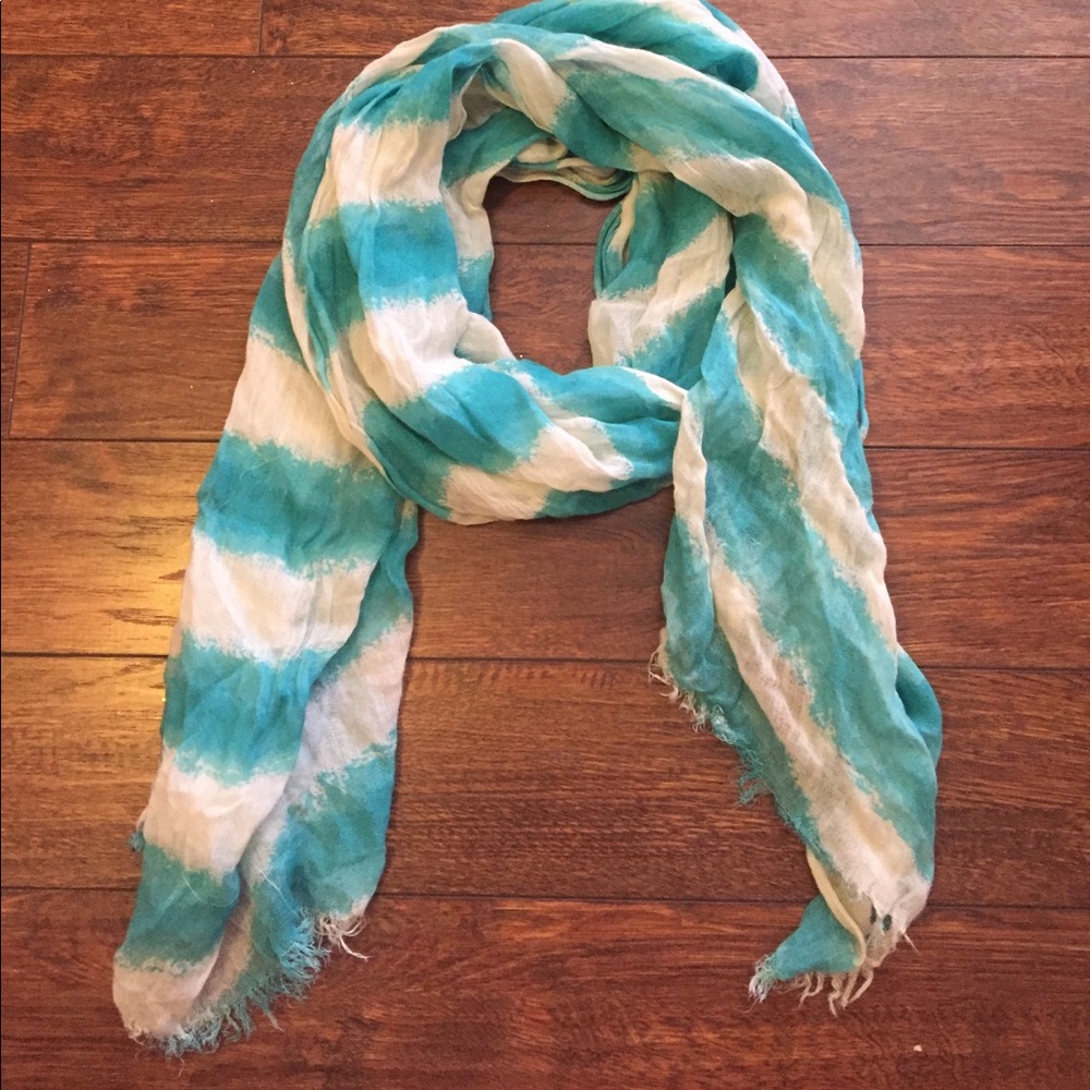 Blue and white scarf