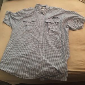 Columbia fishing shirt