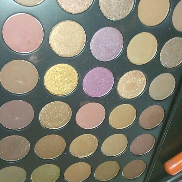 Makeup lot - Picture 2 of 4
