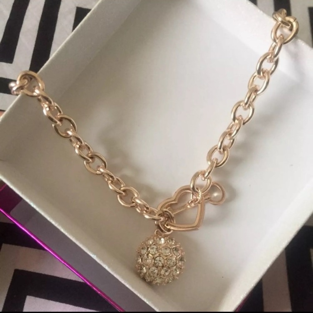 Brand New Rose Gold Guess Charmed NECKLACE