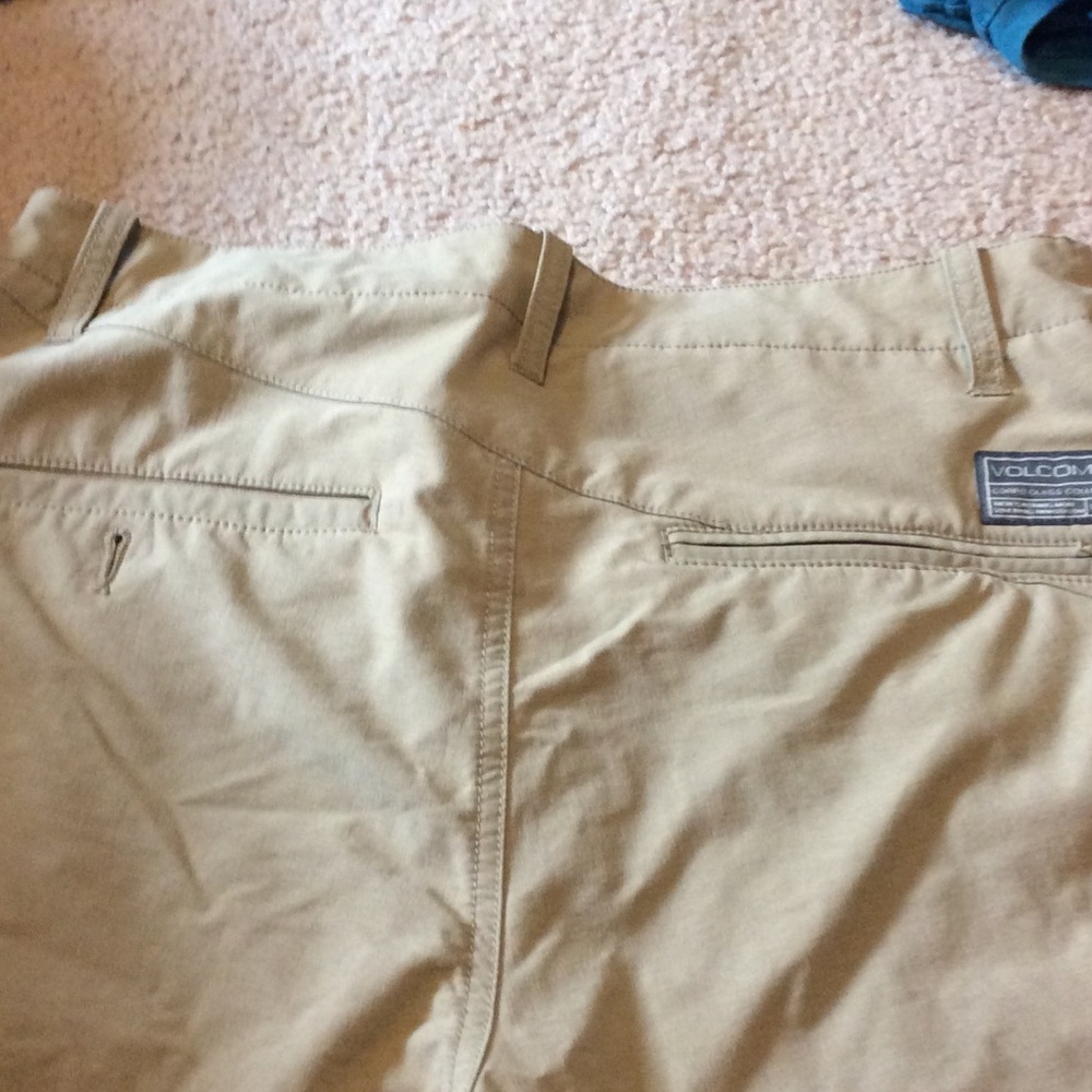 Volcom shorte