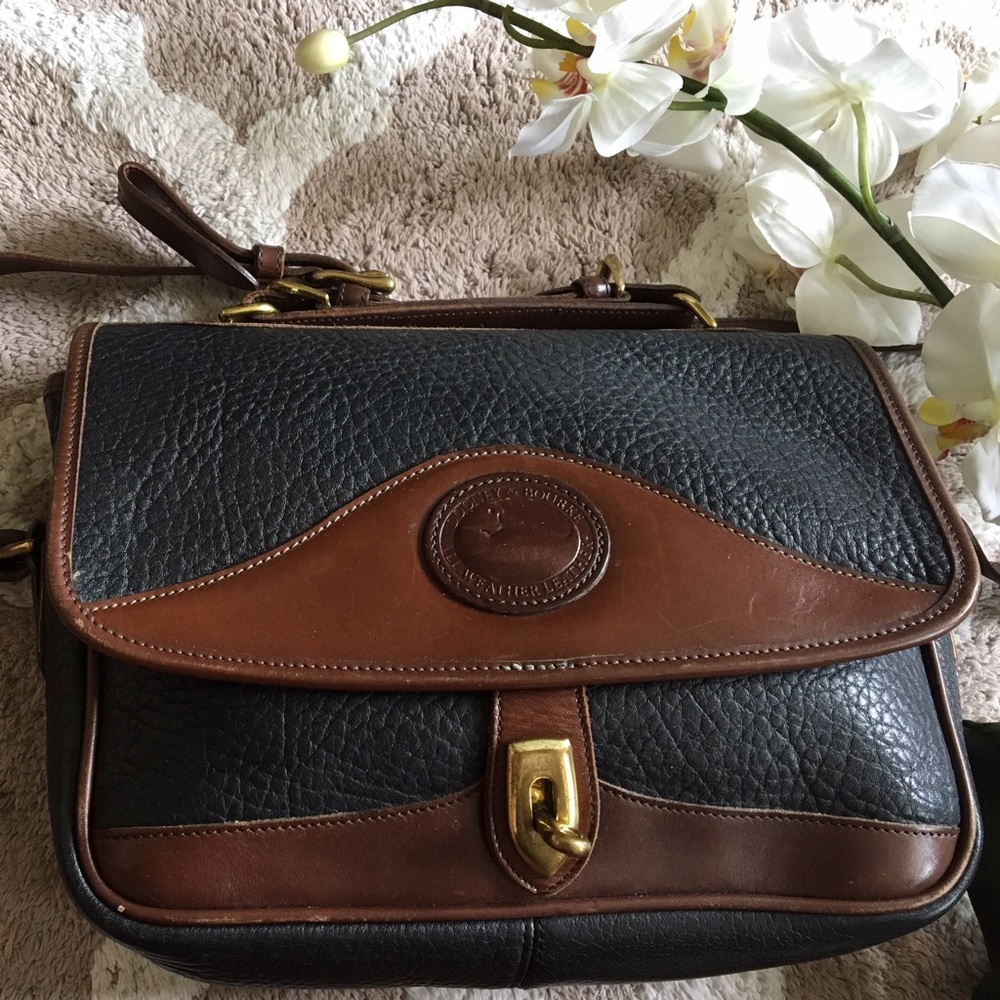 Vintage Dooney&Bourke- All Weather Leather satchel