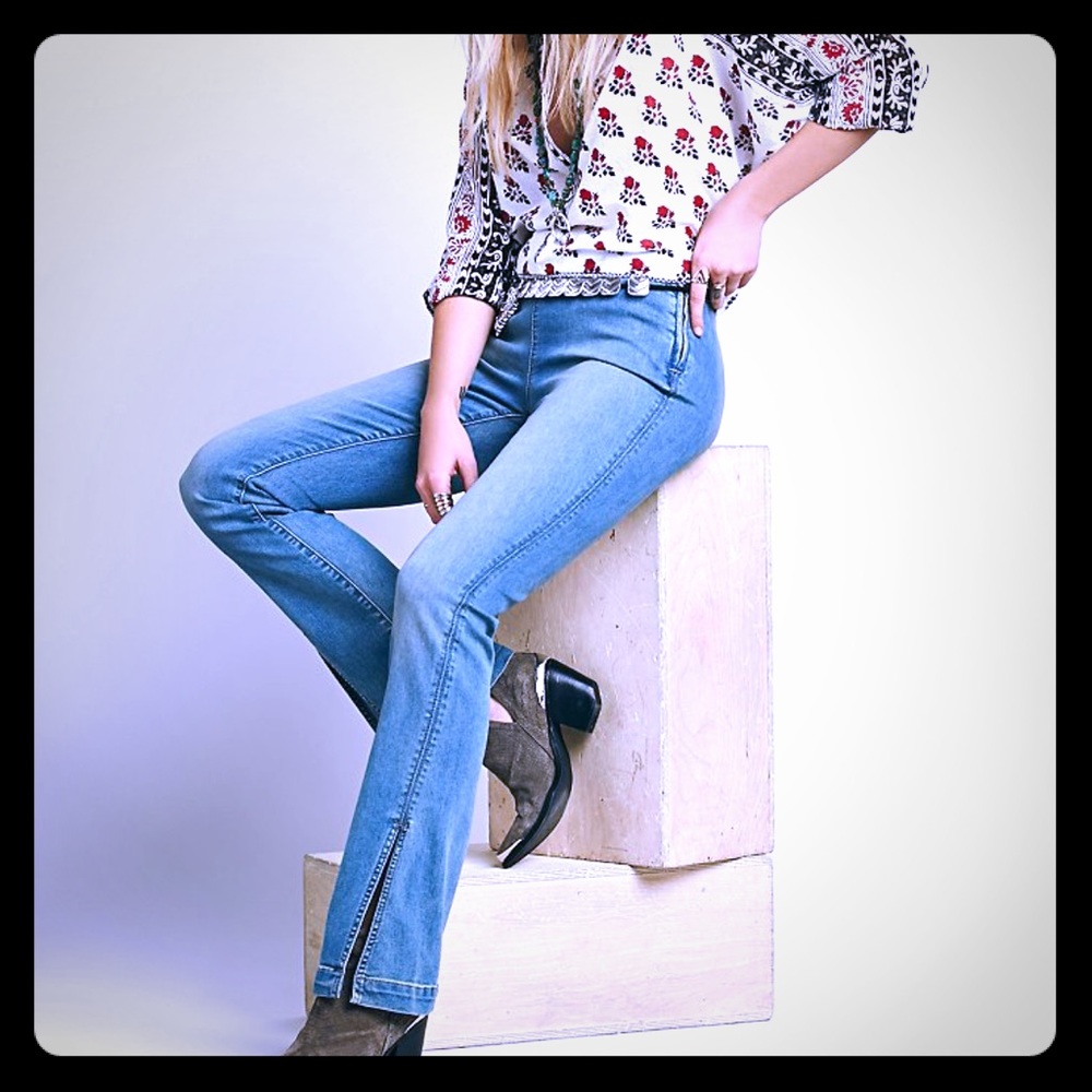 Free people slit flare jeans size 30