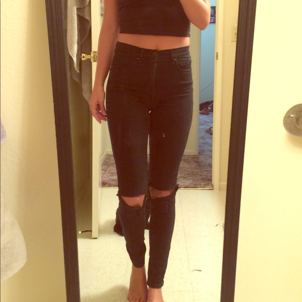 High waisted jeans