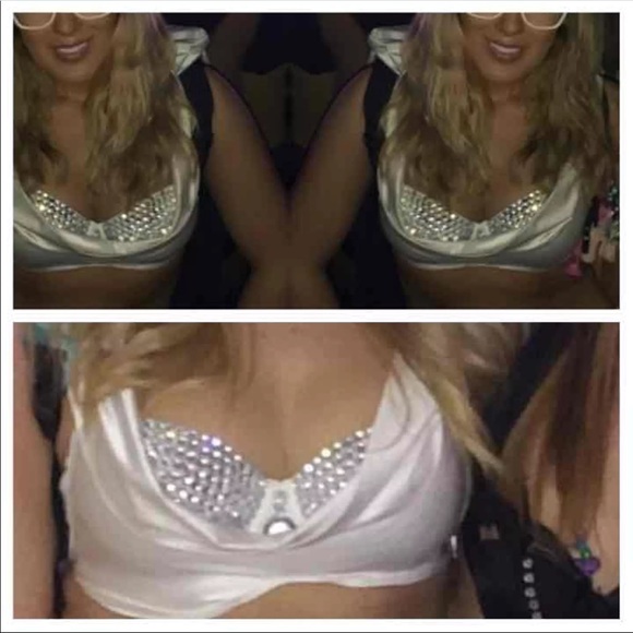 iHeartRaves Tops - iHeartraves Hooded Top