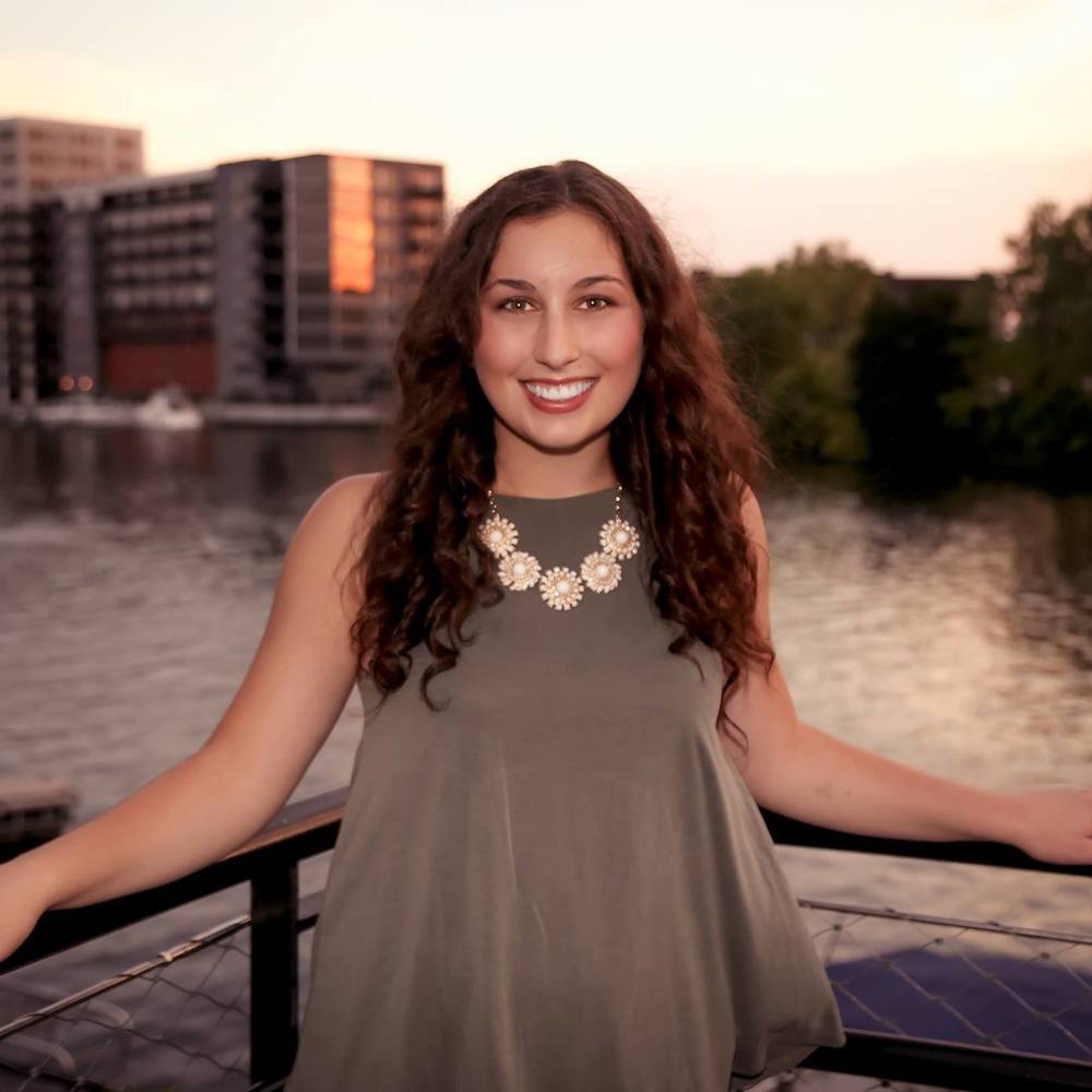 Meet your Posher, Amanda