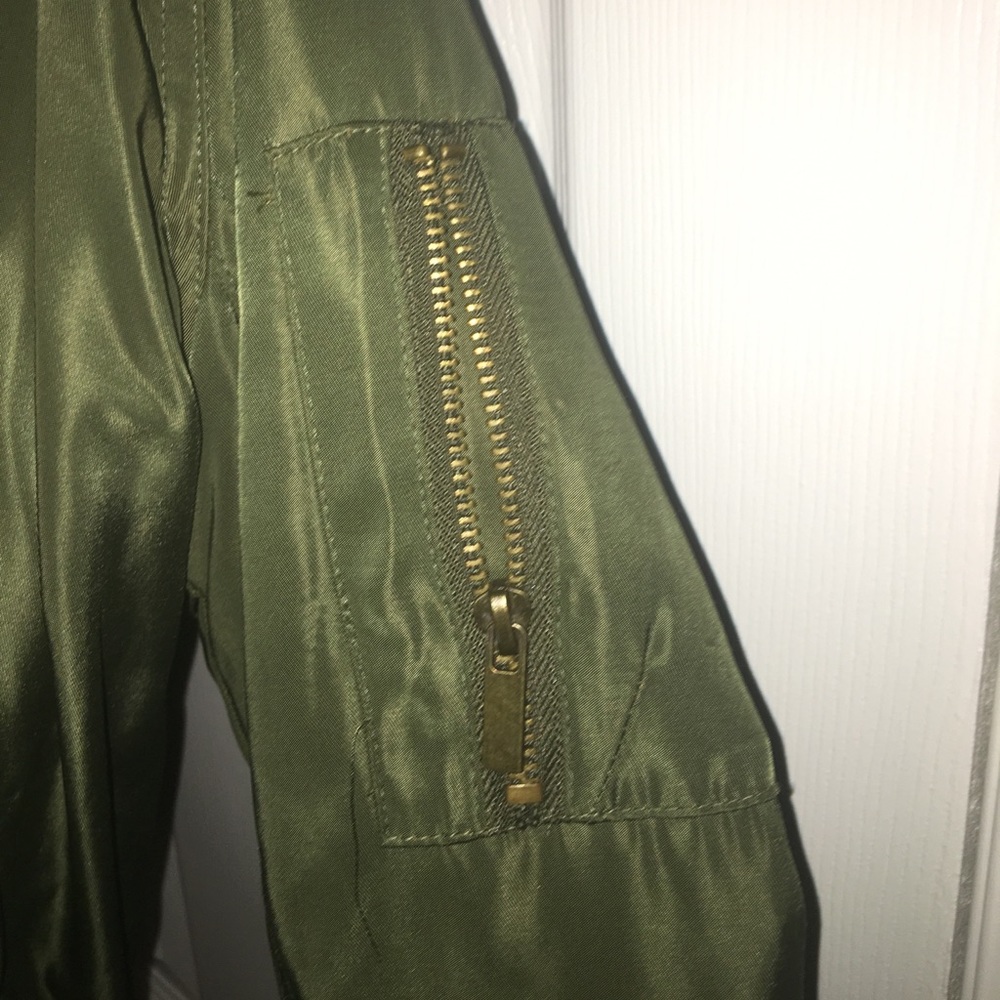 Bomber jacket - Picture 4 of 4