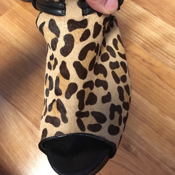 ⭐️ Calvin Klein high hills - Picture 2 of 6