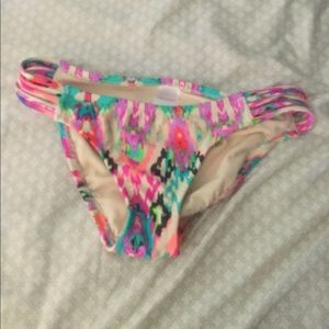 Bikini bottoms