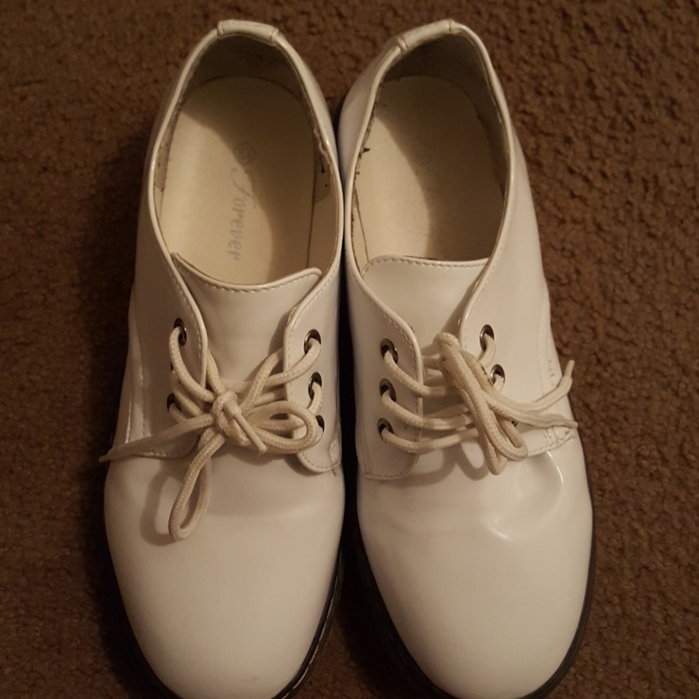 White womens oxford shoes