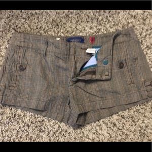 American eagle plaid shorts