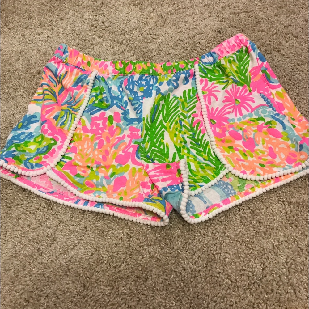 Lilly Pulitzer Girls XL Pom Pom Shorts!!