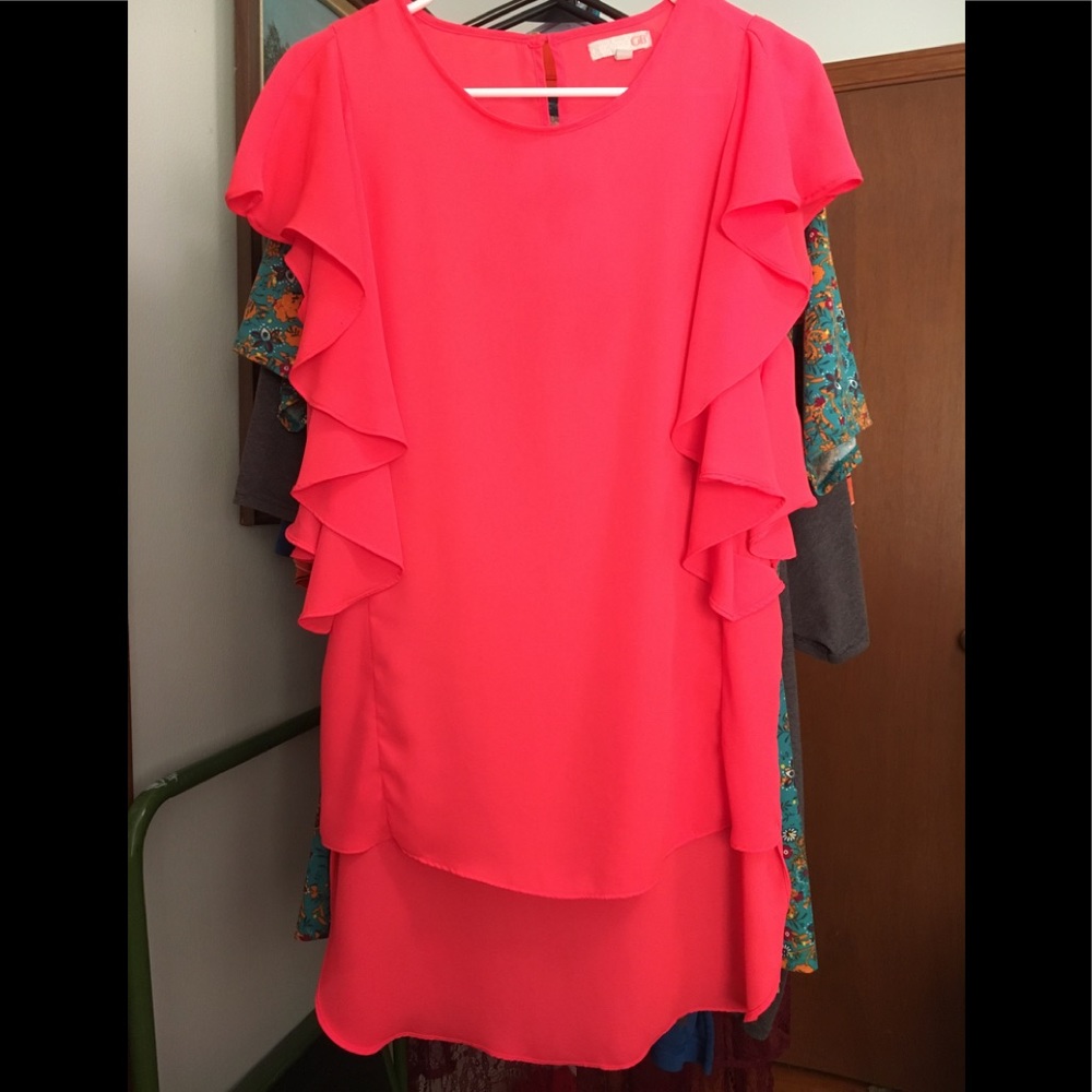 Gorgeous hi/low tunic dress 100% Polyester