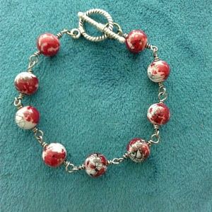 Beautiful Wire Wrapped Design Bracelet.