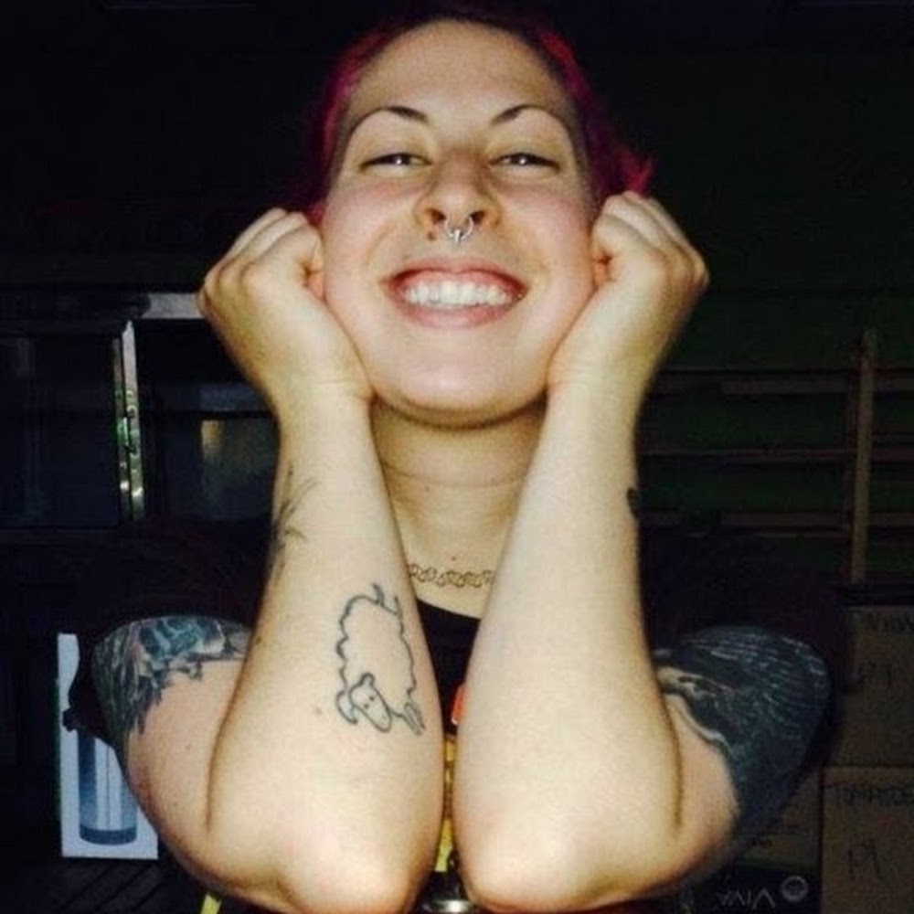 Meet your Posher, Sasha