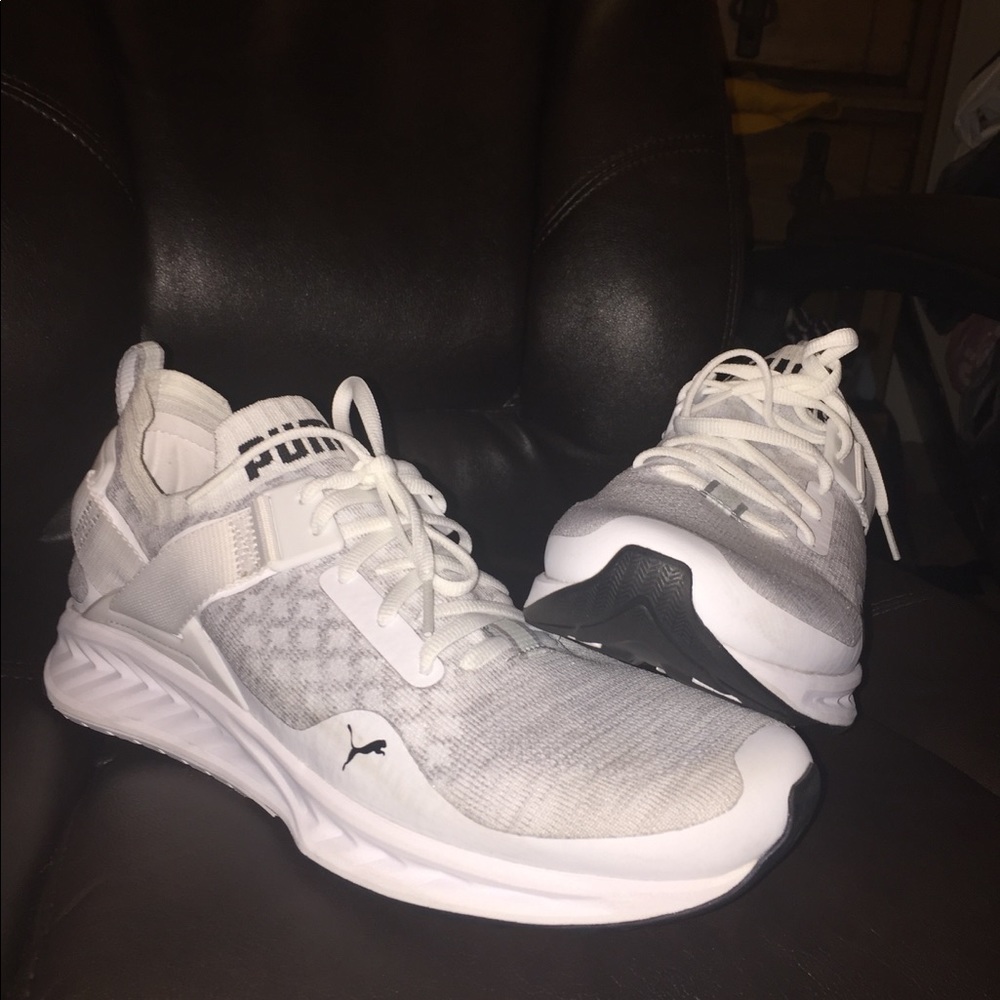 Brand new Puma evoknit