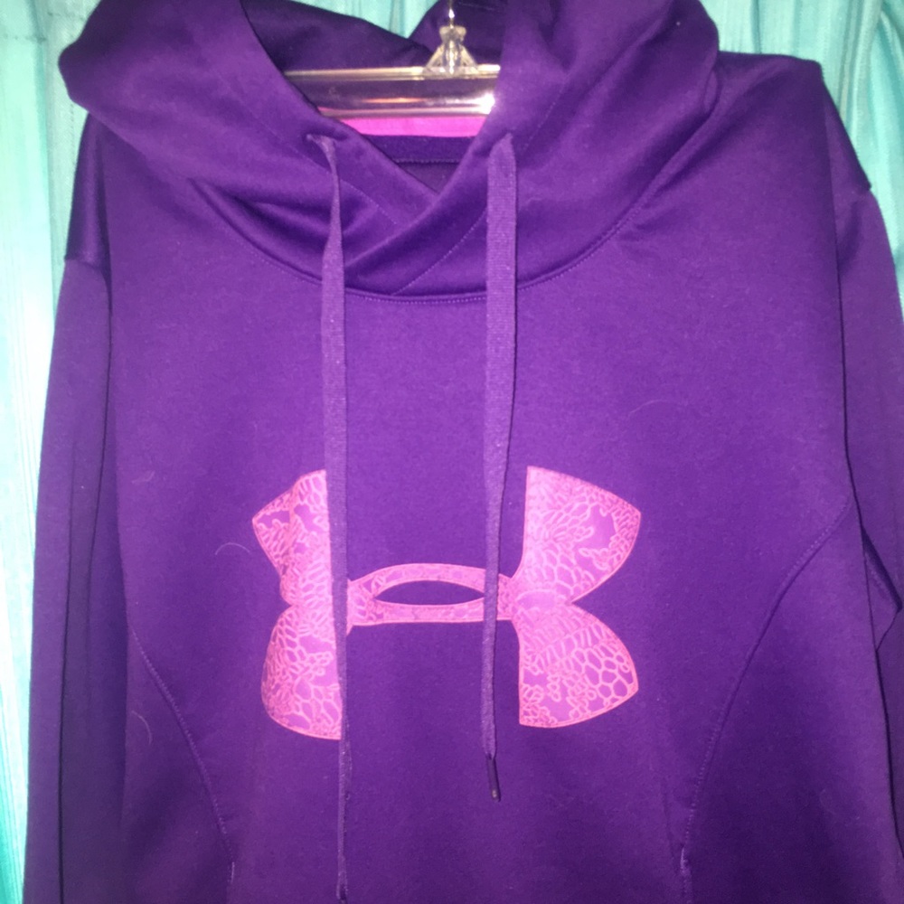 UNDER ARMOR hoodie