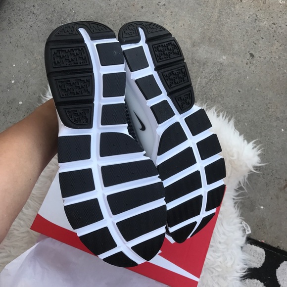 NIKE MENS AUTHENTIC DART sz 11 new - Picture 6 of 8