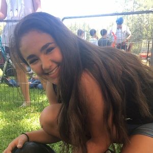 Meet your Posher, Ava