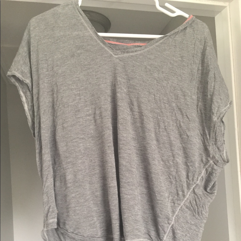 Lululemon top