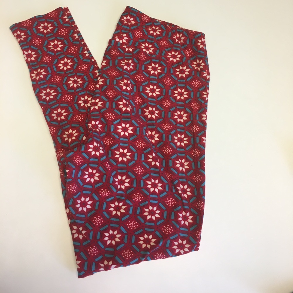 Tall and curvy Lularoe leggings