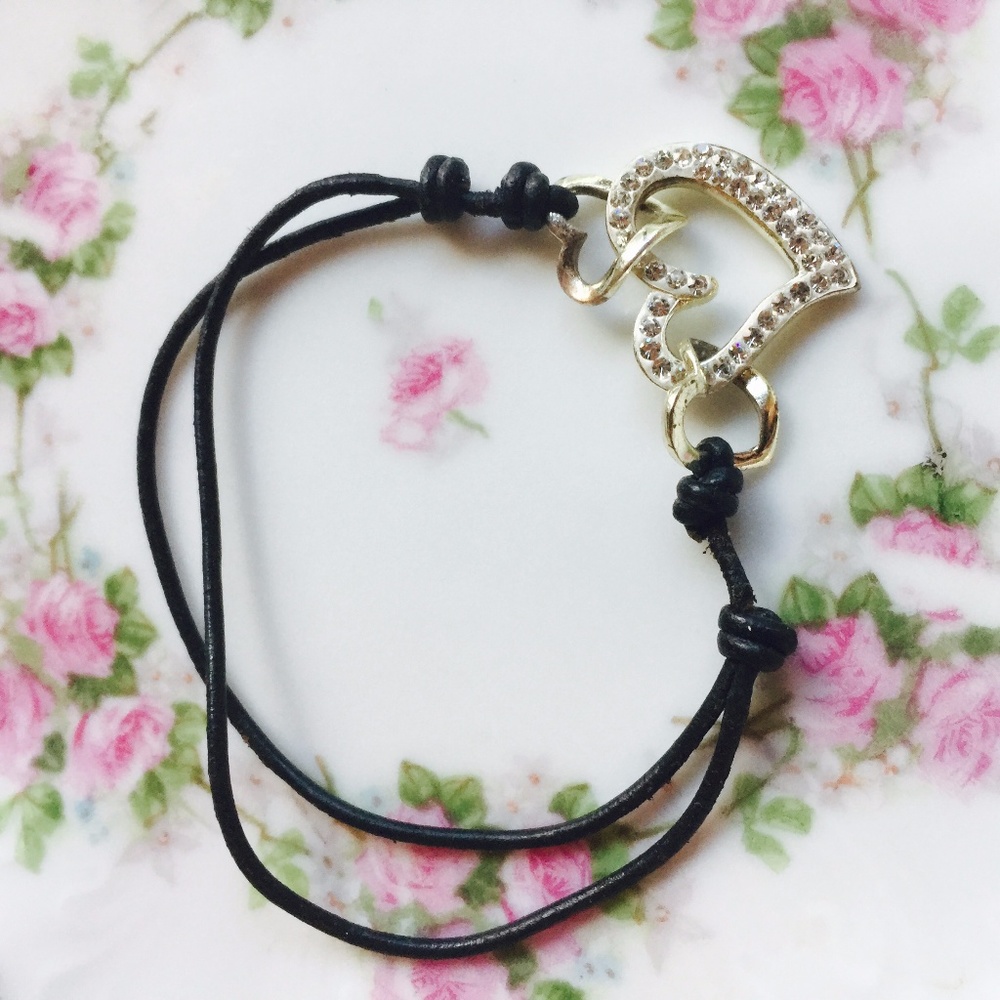 . {STERLING SILVER 3X HEART BEAT} Bracelet o/s