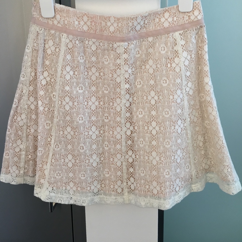 Forever21 white lace skirt