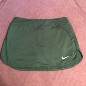 Nike Dri-fit athletic/workout/tennis skirt. Size M