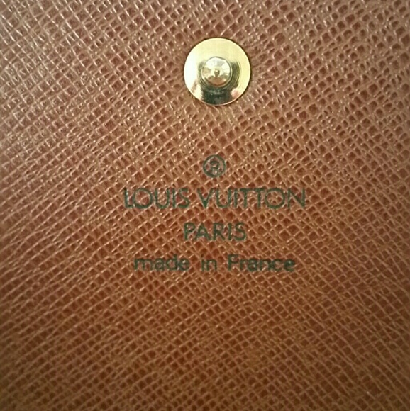 Louis Vuitton Monogram Wallet - Picture 7 of 8