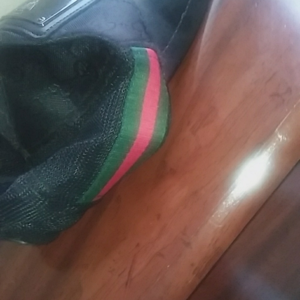 Gucci hat - Picture 2 of 2