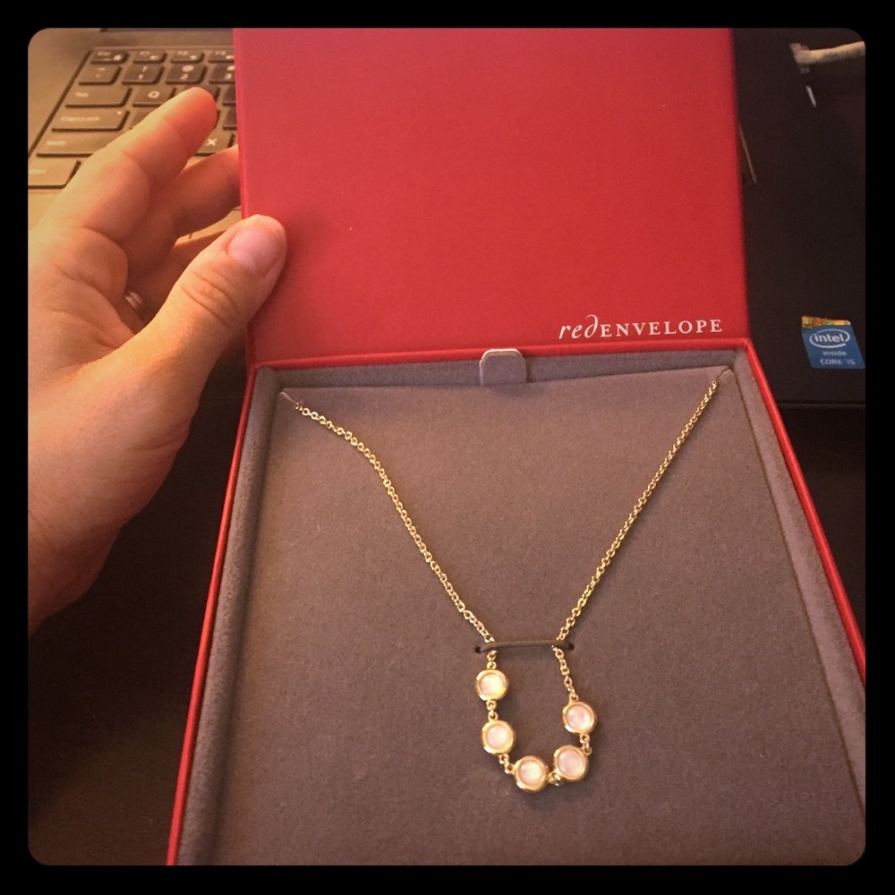 Red envelope necklace new