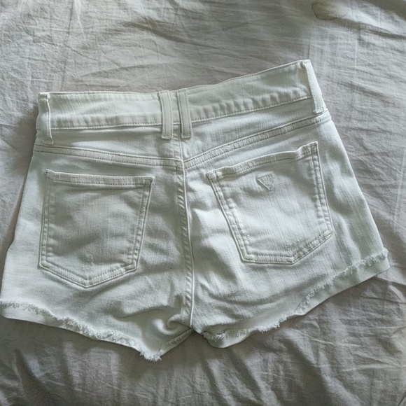 Guess denim white shorts - Picture 2 of 3