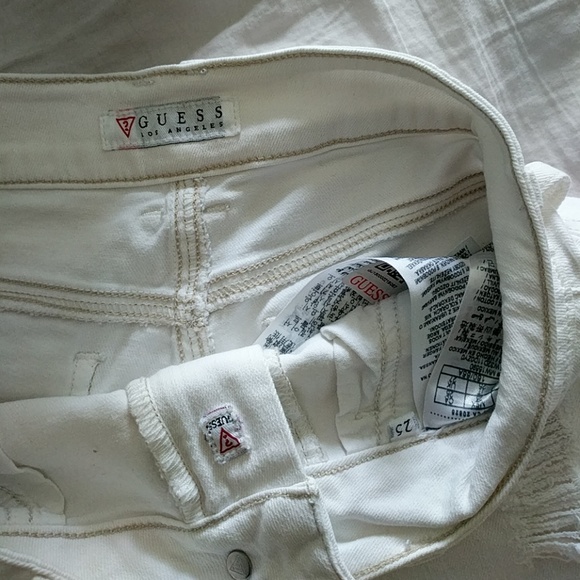 Guess denim white shorts - Picture 3 of 3