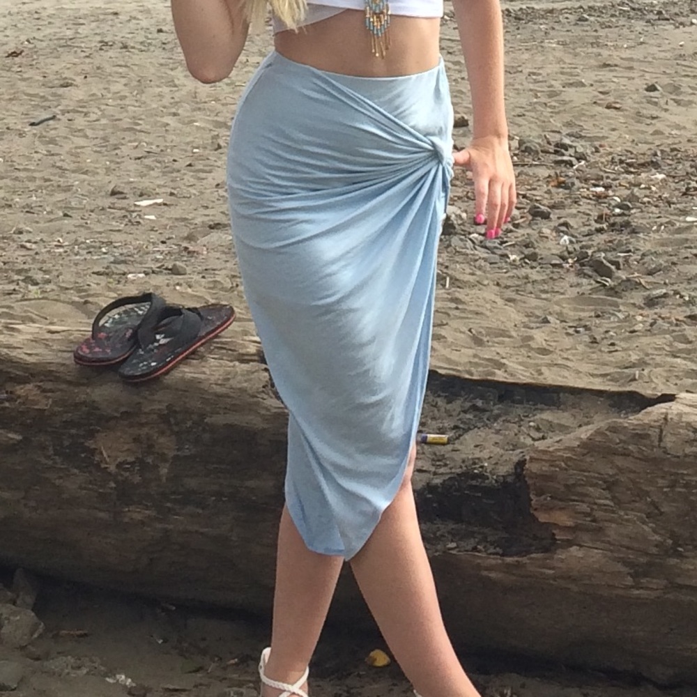 Light blue tight skirt