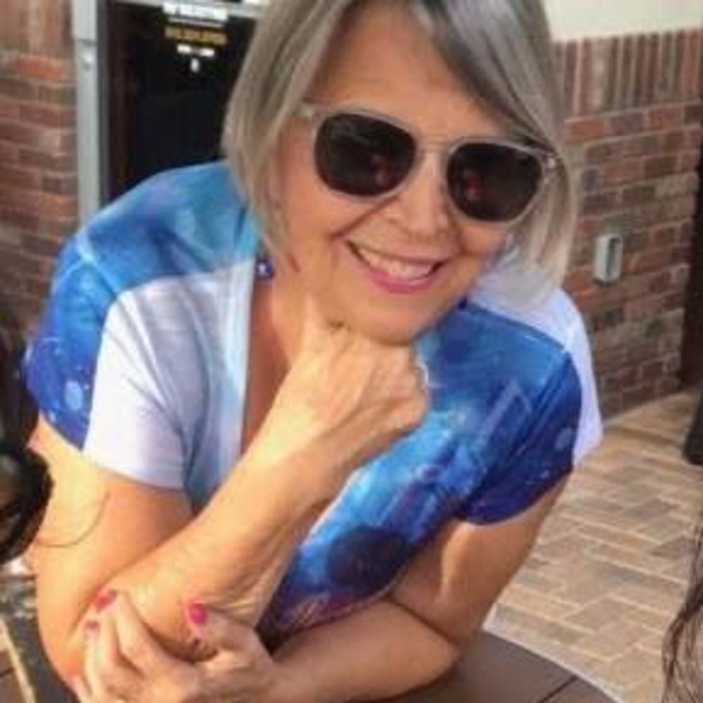 Meet your Posher, Diane