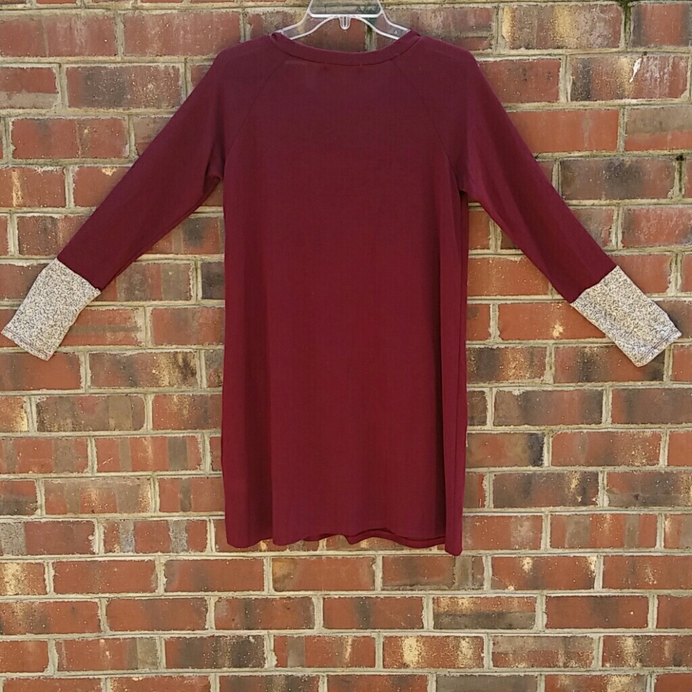 Tunic - Picture 2 of 4