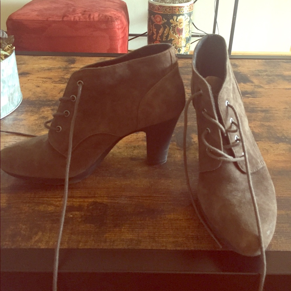 Bandolino lace up booties!