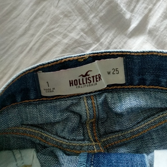 Hollister denim high waisted shorts - Picture 3 of 3