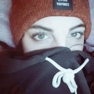 Meet your Posher, Corrin